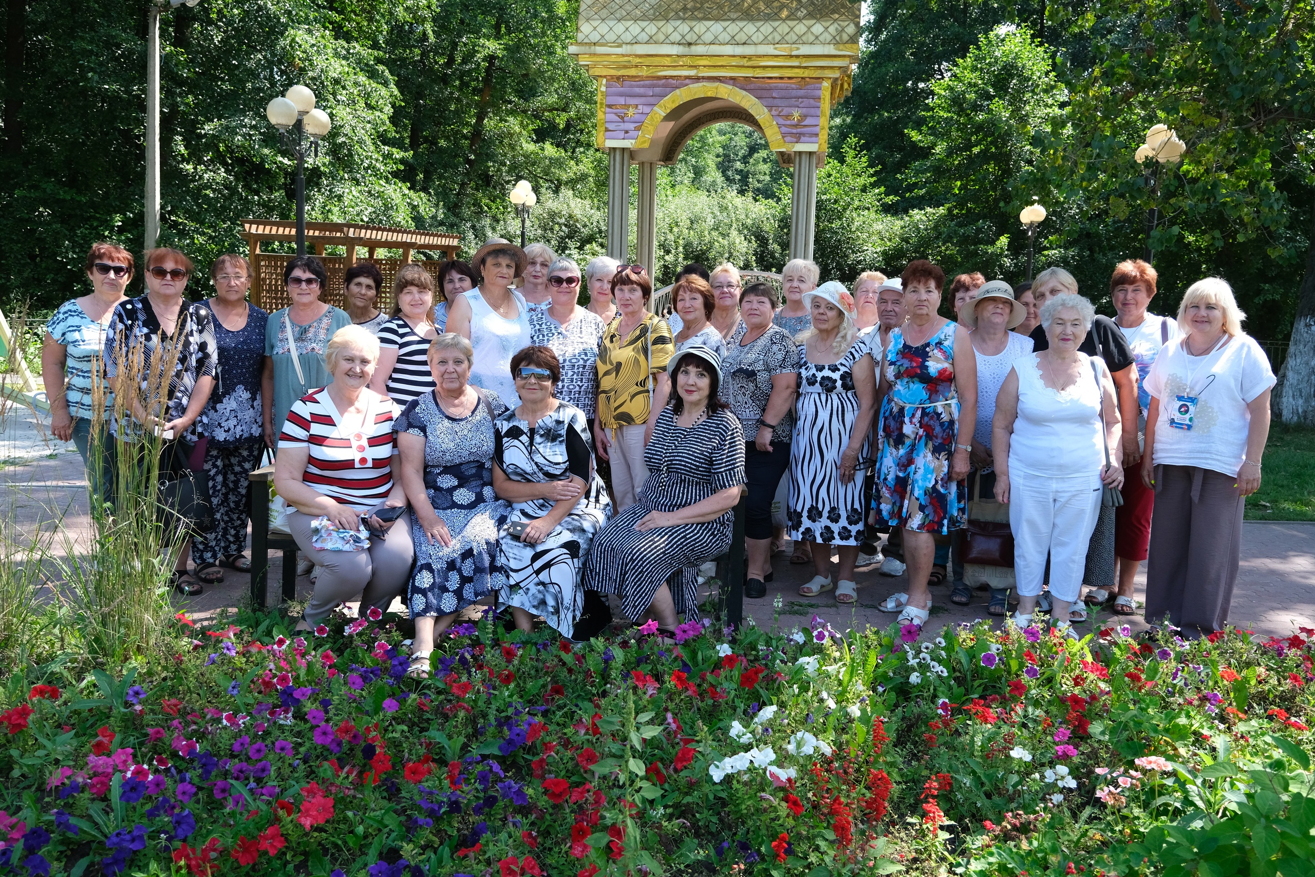 45 человек из Новооскольского района побывали с экскурсией на территории Корочанского района по губернаторскому проекту «К соседям в гости».
