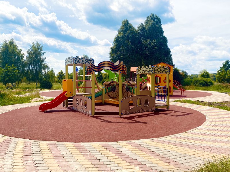 В центре села Мелихово и в селе Бехтеевка Корочанского района благоустраиваются современные зоны отдыха.
