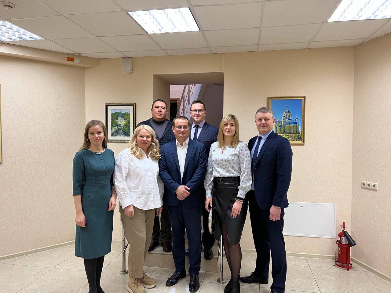 Исполнительный директор Ассоциации «Совет муниципальных образований Белгородской области» провела встречу с коллегами из Воронежа.