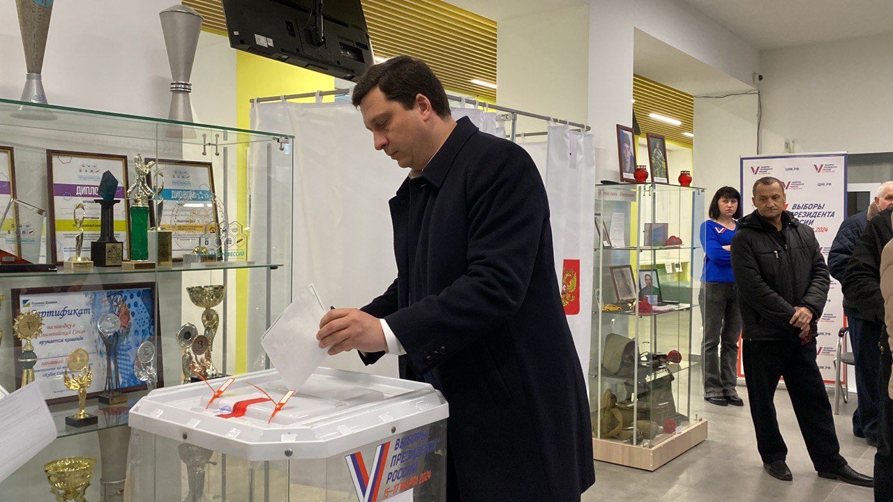 В России стартовал первый день выборов.