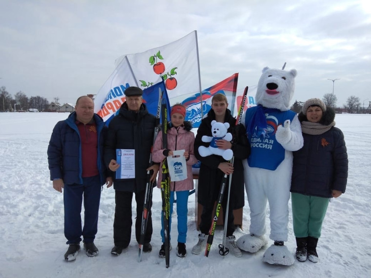 Спортивные соревнования по лыжным гонкам состоялись в субботу на городском стадионе в городе Короча.