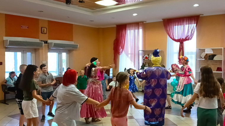 Восточная сказка. Восточная сказка.