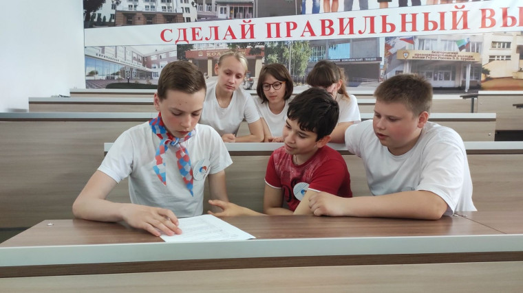 1 июня 2022 года, на базе Погореловской средней школы состоялся I муниципальный слет общероссийской общественно-государственной детско-юношеской организации &quot;Российское движение школьников&quot;.