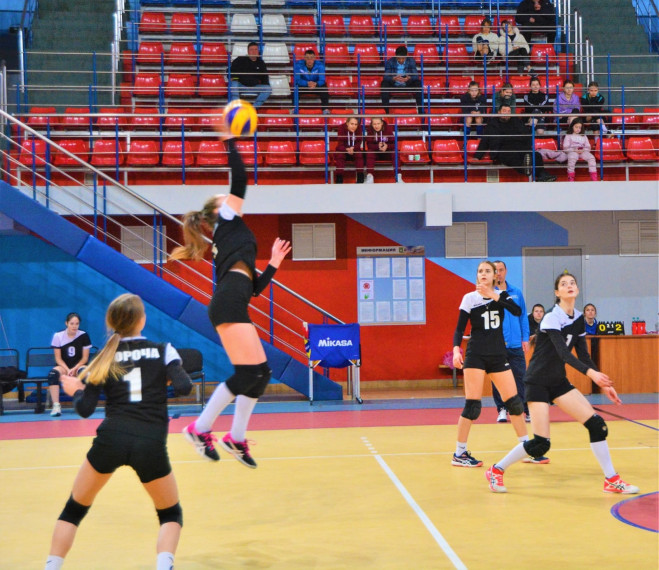 Завершился второй день открытого Кубка спортивного клуба НИУ «БелГУ» по волейболу.