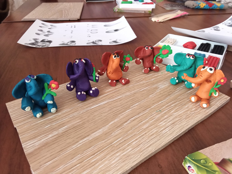 Я леплю из пластилина.