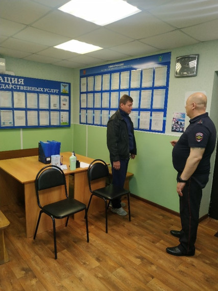 Члены Общественного совета при ОМВД России по Корочанскому району приняли участие в проведении акции «Гражданский мониторинг».