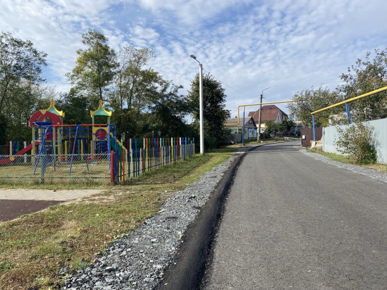 17 дорог отремонтируют раньше срока в Корочанском районе Белгородской области.