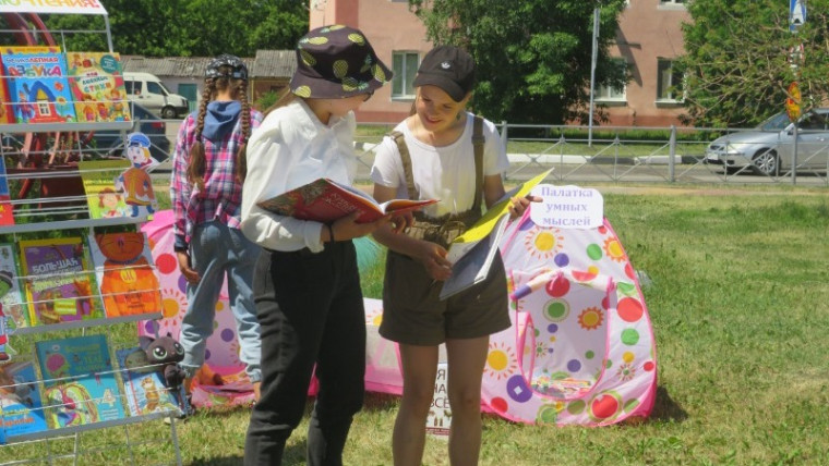 Открытие областного фестиваля летнего чтения прошло в Бехтеевском ЦКР Корочанского района.