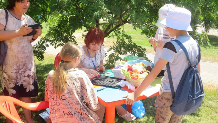 Открытие областного фестиваля летнего чтения прошло в Бехтеевском ЦКР Корочанского района.