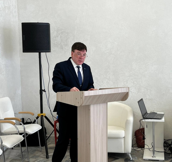 26 июня 2025 года по инициативе Ассоциации «Совет муниципальных образований Белгородской области» в поселке Прохоровка состоялся круглый стол «Эффективные муниципальные практики по патриотической работе: опыт, результаты».