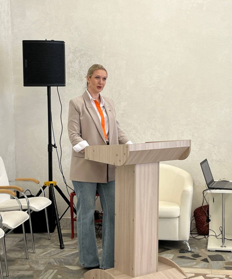 26 июня 2025 года по инициативе Ассоциации «Совет муниципальных образований Белгородской области» в поселке Прохоровка состоялся круглый стол «Эффективные муниципальные практики по патриотической работе: опыт, результаты».