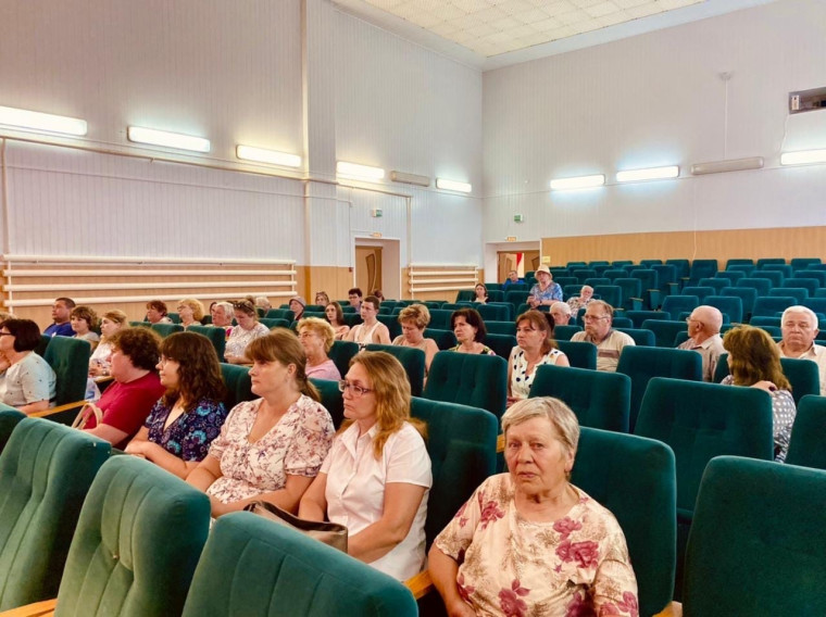 В Мелиховском сельском поселении состоялось расширенное заседание земского собрания.