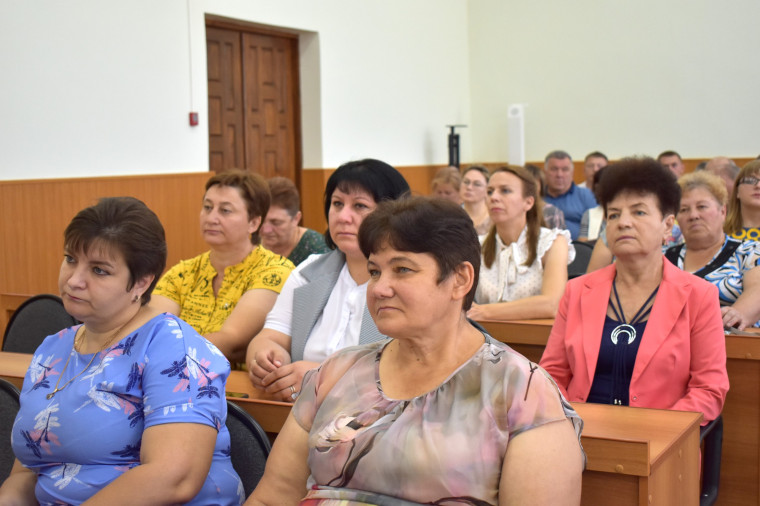 В администрации Корочанского района состоялось сорок седьмое заседание Муниципального совета.