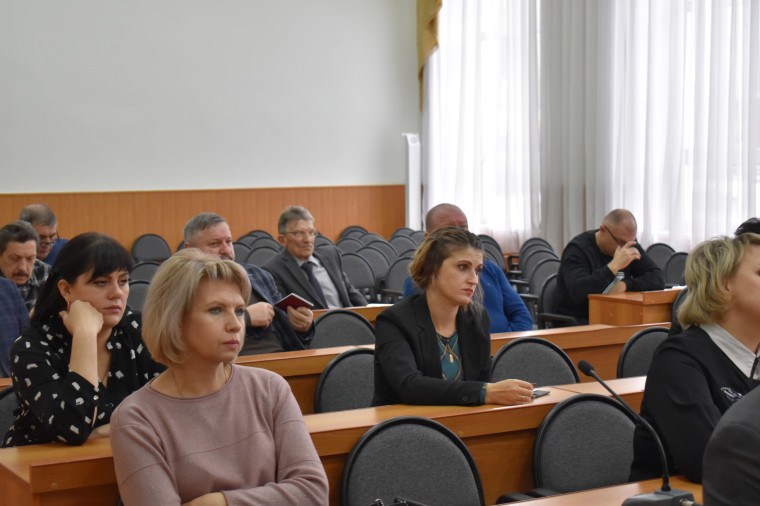 Сегодня состоялись публичные слушания по проекту бюджета муниципального района «Корочанский район» (районному бюджету) на 2023 год и плановый период 2024-2025 годов..